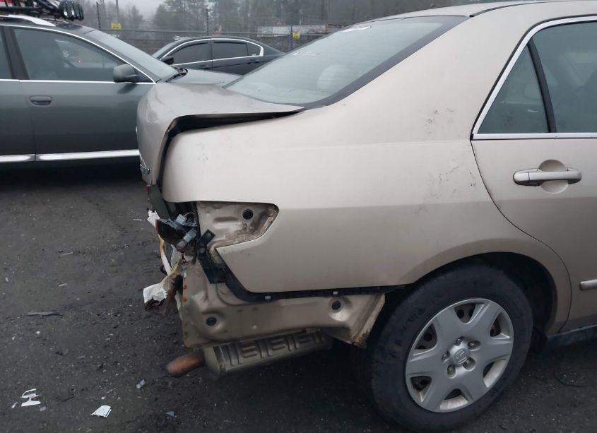 Photo 12 of 2005 Honda Accord 2.4 LX (VIN 1HGCM56425A012212)