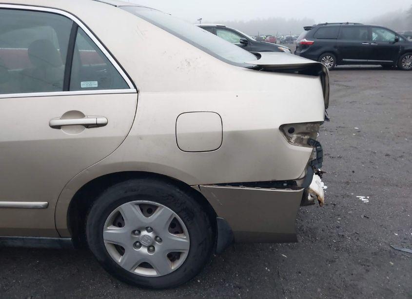 Photo 13 of 2005 Honda Accord 2.4 LX (VIN 1HGCM56425A012212)