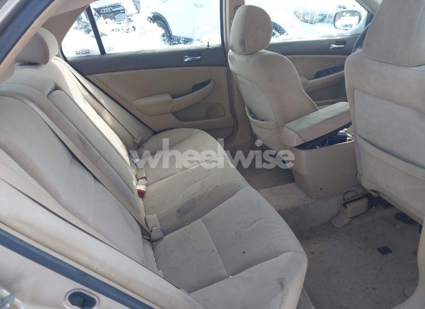 Photo 8 of 2005 Honda Accord 2.4 LX (VIN 1HGCM56425A012212)