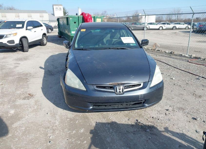 Photo 12 of 2005 Honda Accord 2.4 LX (VIN 1HGCM56425A051060)