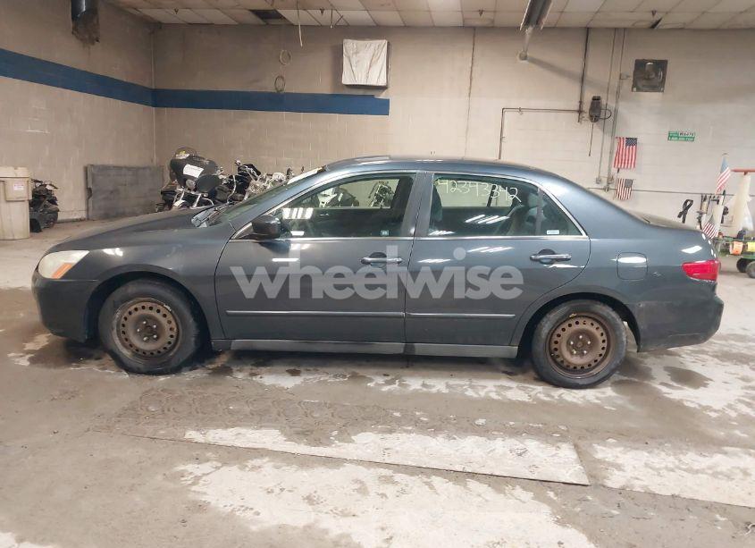 Photo 12 of 2005 Honda Accord 2.4 LX (VIN 1HGCM56425A133452)