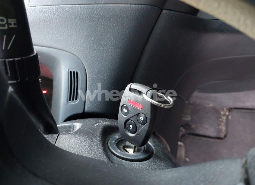 Photo 11 of 2005 Honda Accord 2.4 LX (VIN 1HGCM56425A174888)