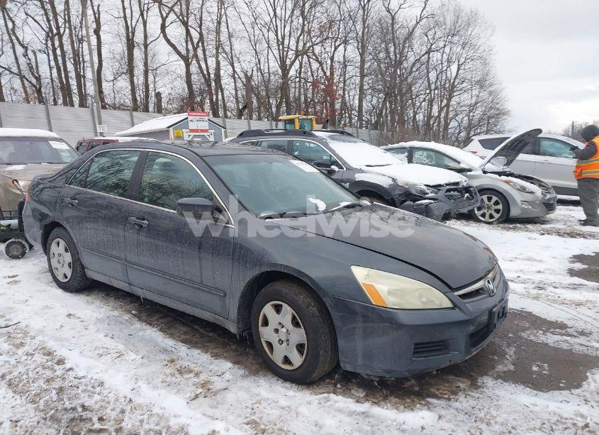 2006 Honda Accord 2.4 LX (VIN 1HGCM56426A053375) main photo