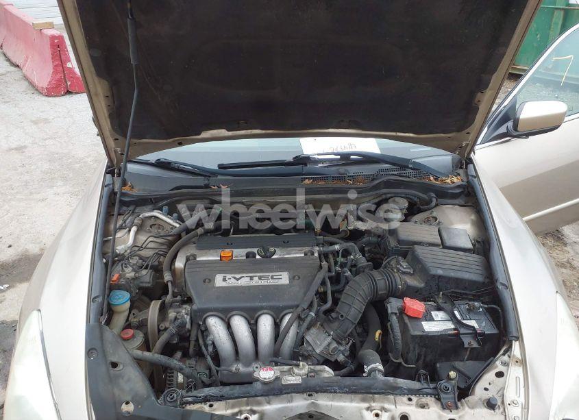 Photo 10 of 2006 Honda Accord 2.4 LX (VIN 1HGCM56426A086893)