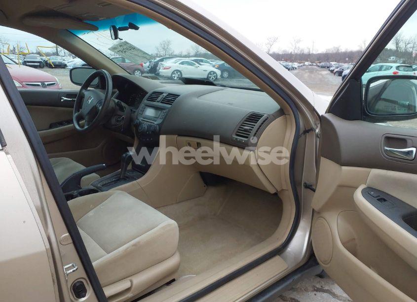 Photo 5 of 2006 Honda Accord 2.4 LX (VIN 1HGCM56426A086893)