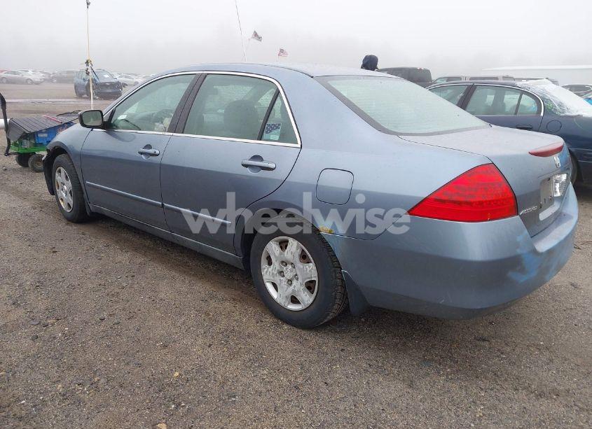 Photo 3 of 2007 Honda Accord 2.4 LX (VIN 1HGCM56427A084935)