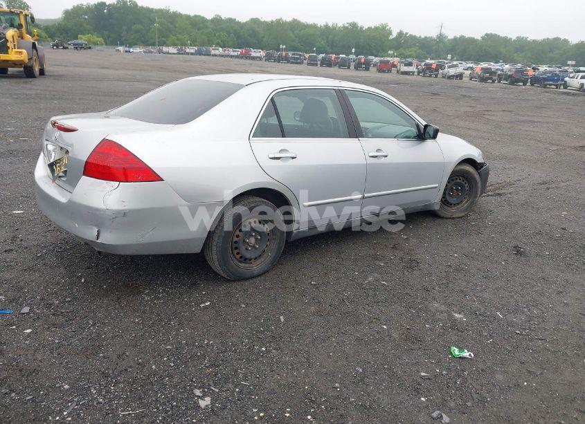 Photo 4 of 2007 Honda Accord 2.4 LX (VIN 1HGCM56427A110840)
