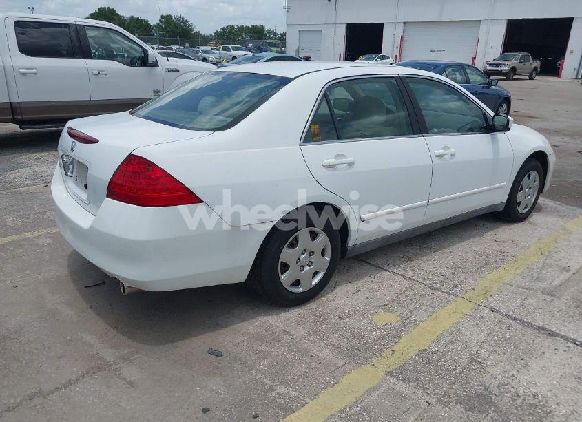 Photo 4 of 2007 Honda Accord 2.4 LX (VIN 1HGCM56427A190270)