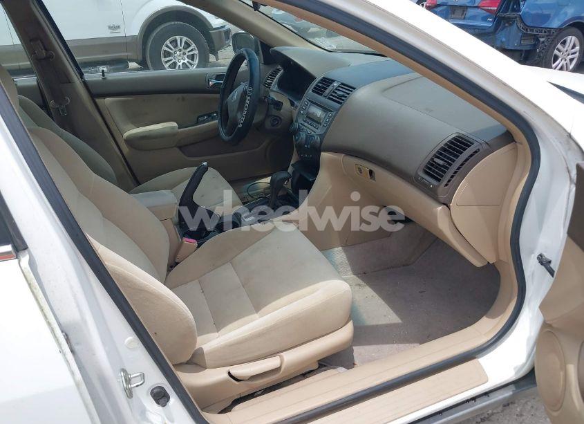 Photo 5 of 2007 Honda Accord 2.4 LX (VIN 1HGCM56427A190270)