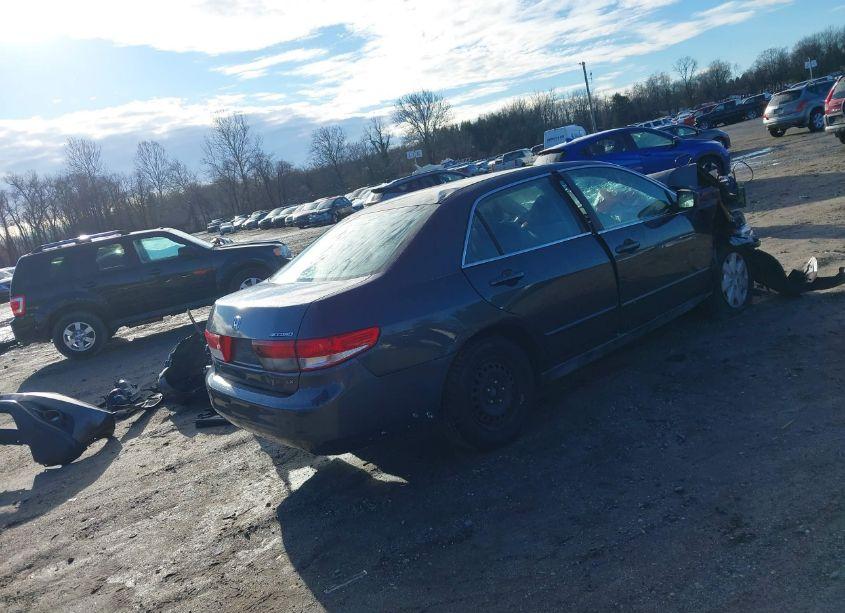 Photo 4 of 2003 Honda Accord LX (VIN 1HGCM56433A063702)