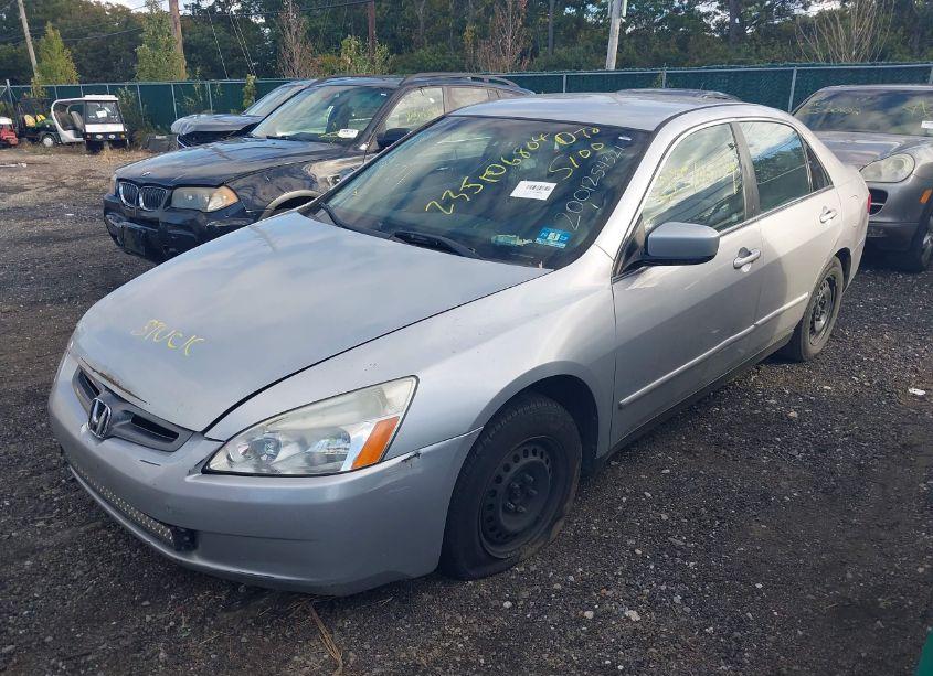 Photo 2 of 2005 Honda Accord 2.4 LX (VIN 1HGCM56435A019167)