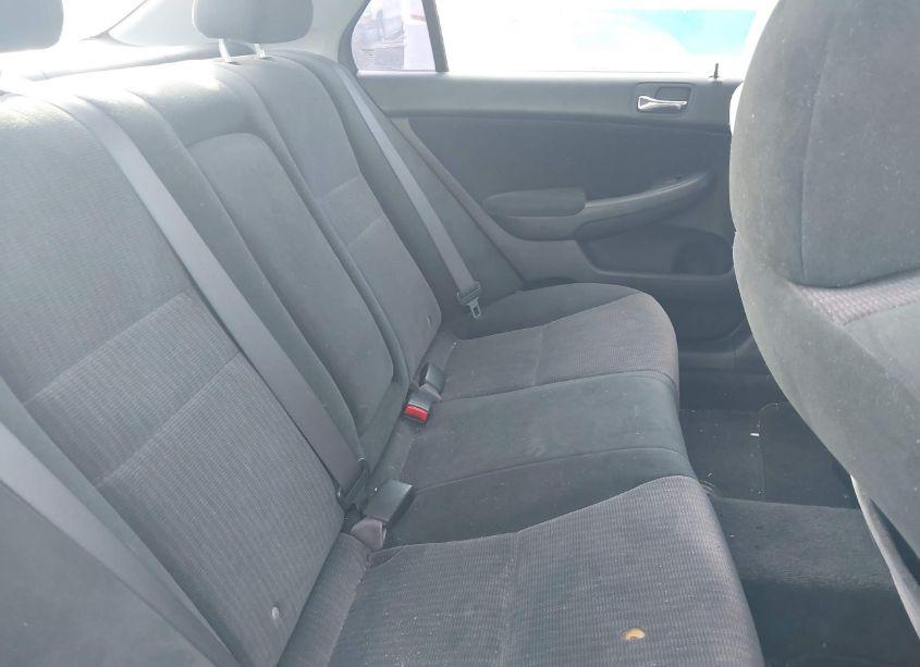 Photo 8 of 2005 Honda Accord 2.4 LX (VIN 1HGCM56435A019167)