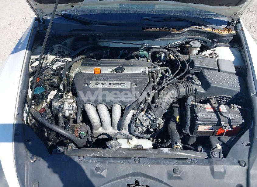 Photo 10 of 2005 Honda Accord 2.4 LX (VIN 1HGCM56435A032906)