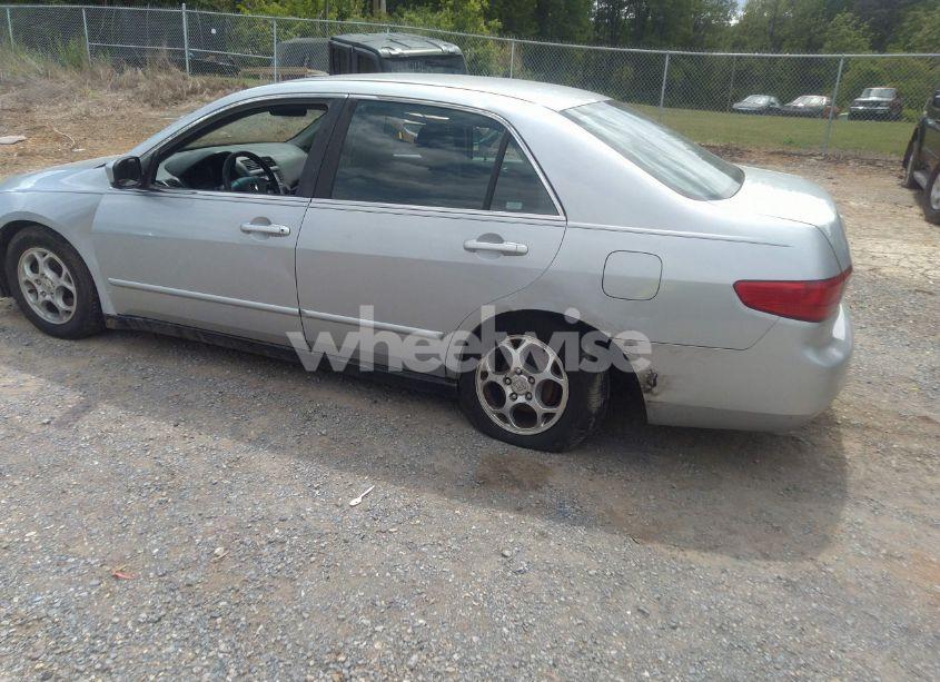 Photo 6 of 2005 Honda Accord 2.4 LX (VIN 1HGCM56435A060785)