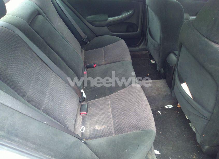 Photo 8 of 2005 Honda Accord 2.4 LX (VIN 1HGCM56435A060785)