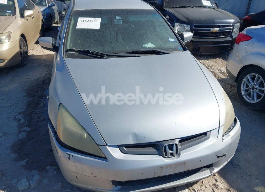 Photo 6 of 2005 Honda Accord 2.4 LX (VIN 1HGCM56435A072662)