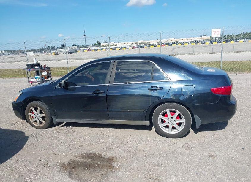 Photo 14 of 2005 Honda Accord 2.4 LX (VIN 1HGCM56435A075352)