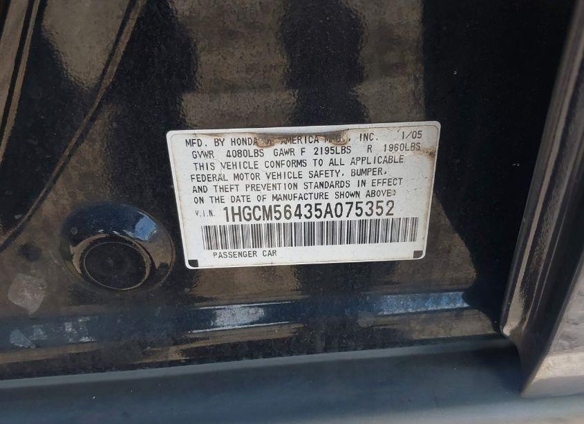 Photo 9 of 2005 Honda Accord 2.4 LX (VIN 1HGCM56435A075352)