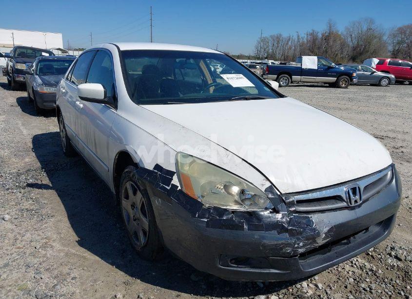 Photo 6 of 2005 Honda Accord 2.4 LX (VIN 1HGCM56435A078171)