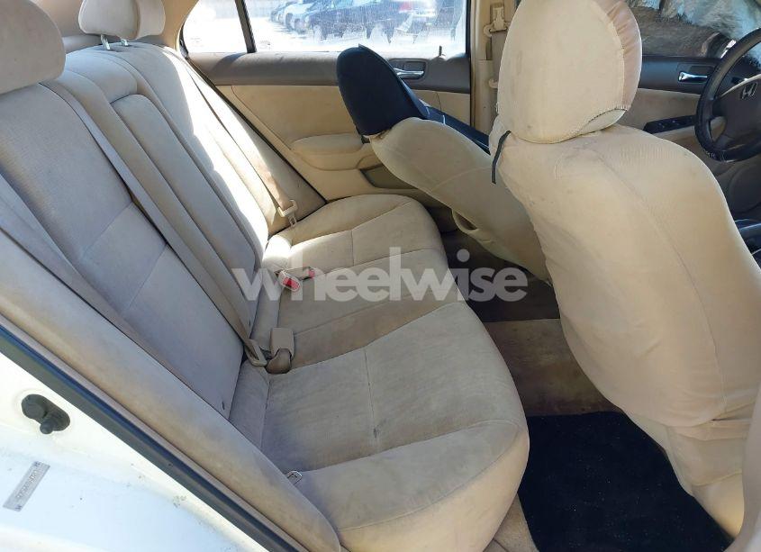 Photo 8 of 2005 Honda Accord 2.4 LX (VIN 1HGCM56435A078171)