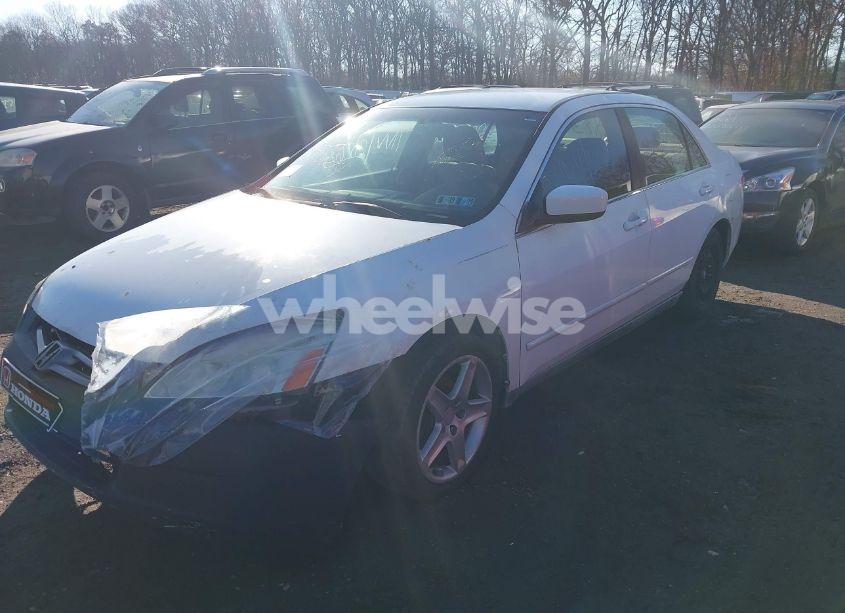 Photo 2 of 2005 Honda Accord 2.4 LX (VIN 1HGCM56435A093401)