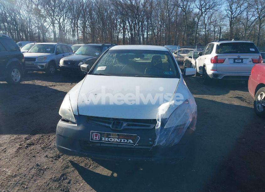 Photo 6 of 2005 Honda Accord 2.4 LX (VIN 1HGCM56435A093401)