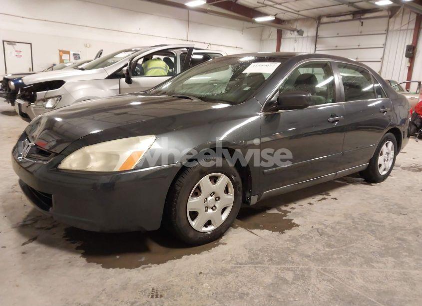 Photo 2 of 2005 Honda Accord 2.4 LX (VIN 1HGCM56435A129149)