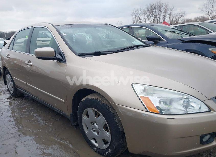 Photo 13 of 2005 Honda Accord 2.4 LX (VIN 1HGCM56435A167111)