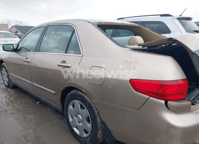 Photo 14 of 2005 Honda Accord 2.4 LX (VIN 1HGCM56435A167111)