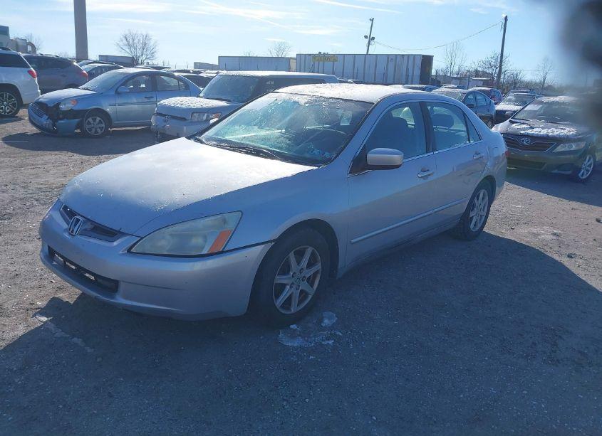 Photo 2 of 2005 Honda Accord 2.4 LX (VIN 1HGCM56435A177041)
