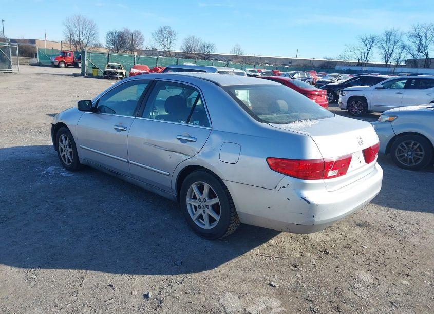 Photo 3 of 2005 Honda Accord 2.4 LX (VIN 1HGCM56435A177041)