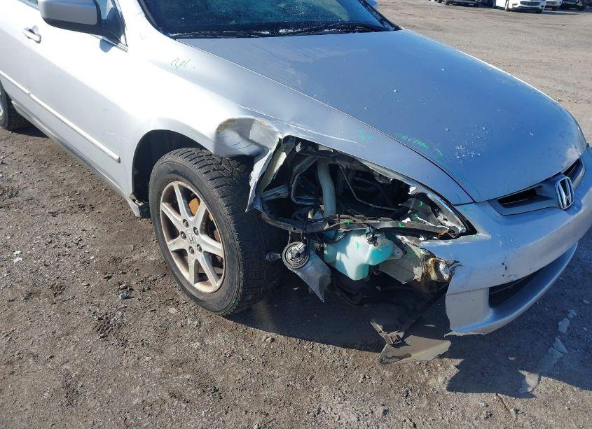 Photo 6 of 2005 Honda Accord 2.4 LX (VIN 1HGCM56435A177041)