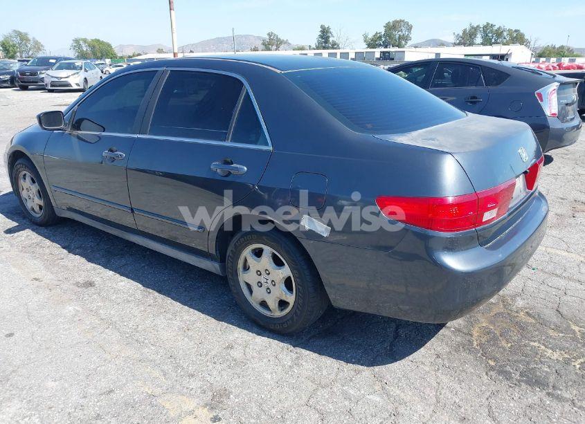 Photo 3 of 2005 Honda Accord 2.4 LX (VIN 1HGCM56435A193398)