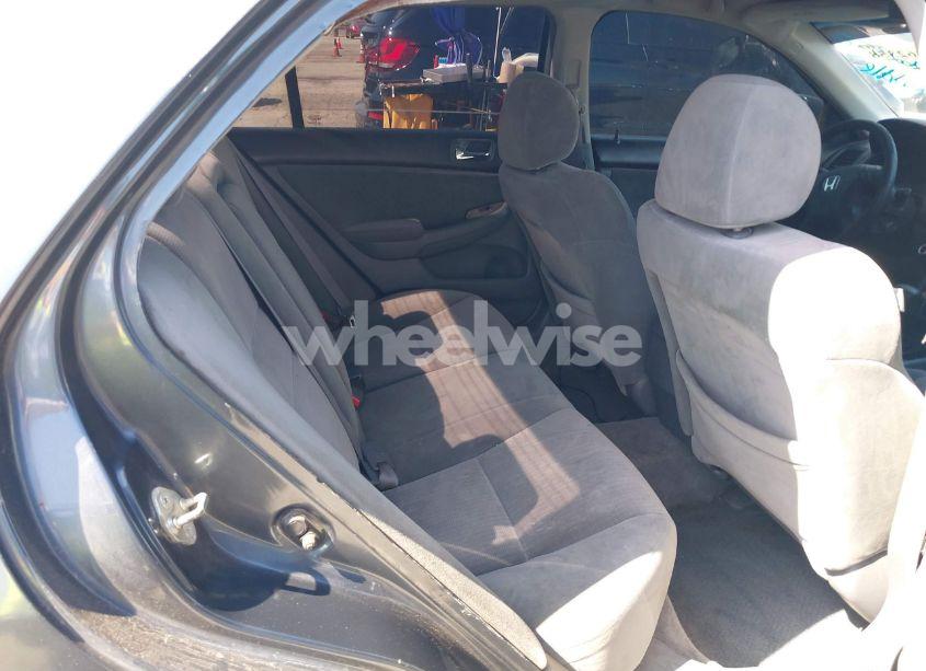 Photo 8 of 2005 Honda Accord 2.4 LX (VIN 1HGCM56435A193398)