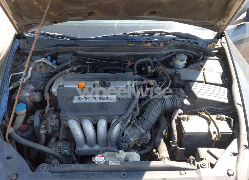 Photo 10 of 2005 Honda Accord 2.4 LX (VIN 1HGCM56435A197273)