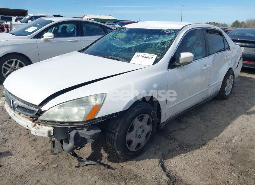 Photo 2 of 2006 Honda Accord 2.4 LX (VIN 1HGCM56436A117052)