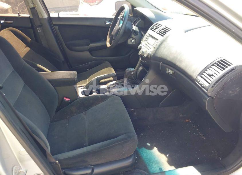 Photo 5 of 2007 Honda Accord 2.4 LX (VIN 1HGCM56437A058070)