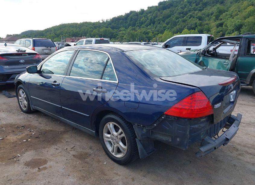 Photo 3 of 2007 Honda Accord 2.4 LX (VIN 1HGCM56437A129512)