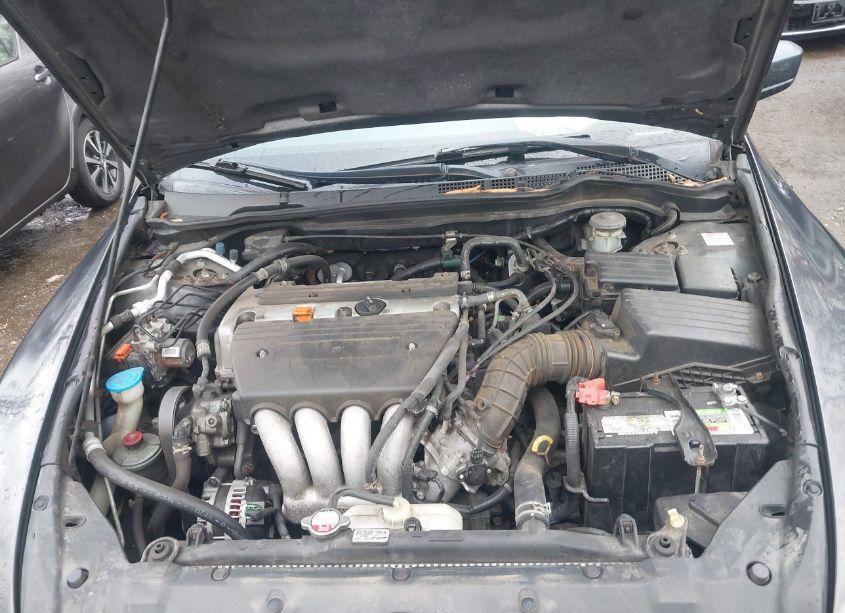 Photo 10 of 2004 Honda Accord 2.4 LX (VIN 1HGCM56444A132155)