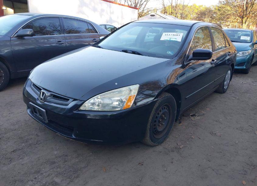 Photo 2 of 2005 Honda Accord 2.4 LX (VIN 1HGCM56445A026547)