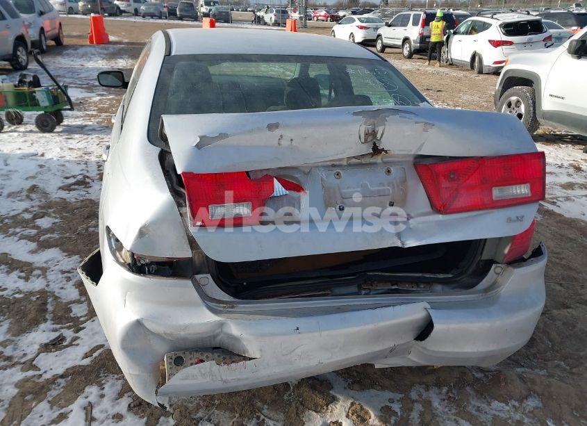 Photo 6 of 2005 Honda Accord 2.4 LX (VIN 1HGCM56445A038052)