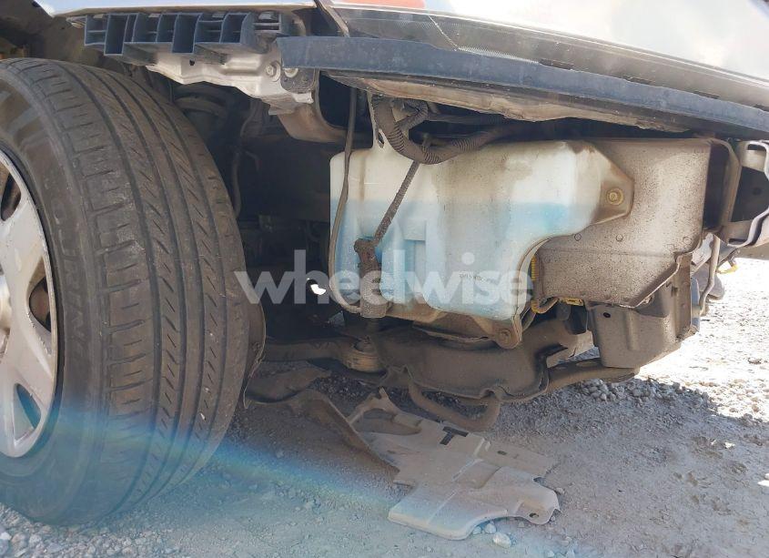 Photo 15 of 2005 Honda Accord 2.4 LX (VIN 1HGCM56445A116300)