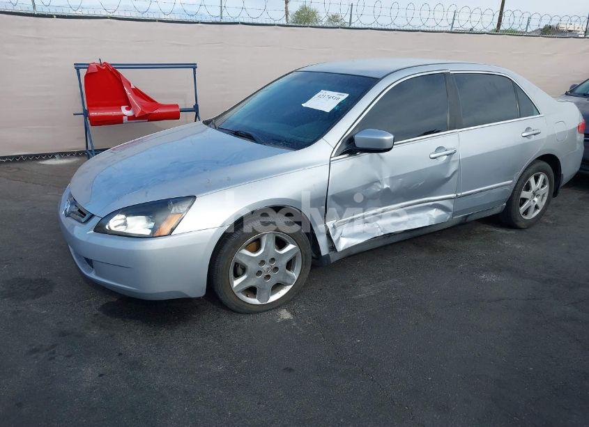 Photo 2 of 2005 Honda Accord 2.4 LX (VIN 1HGCM56445A154870)