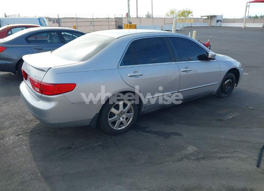 Photo 4 of 2005 Honda Accord 2.4 LX (VIN 1HGCM56445A154870)