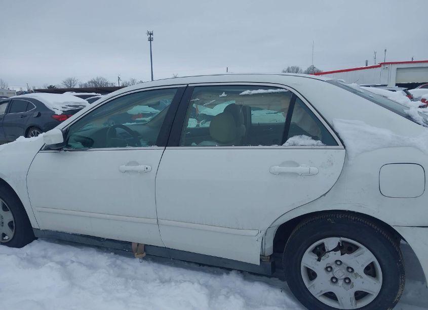 Photo 14 of 2005 Honda Accord 2.4 LX (VIN 1HGCM56445A165755)
