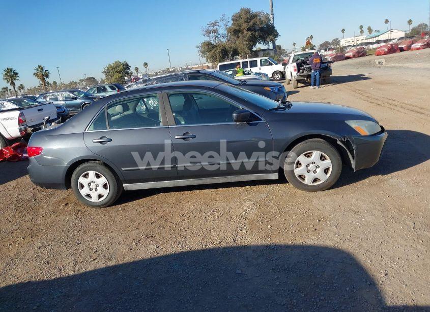 Photo 13 of 2005 Honda Accord 2.4 LX (VIN 1HGCM56445A178554)