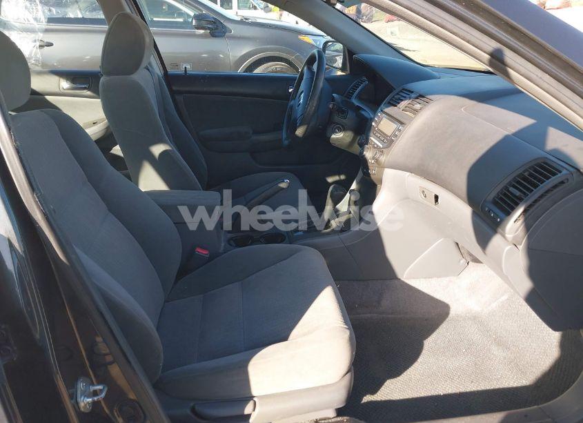 Photo 5 of 2005 Honda Accord 2.4 LX (VIN 1HGCM56445A178554)