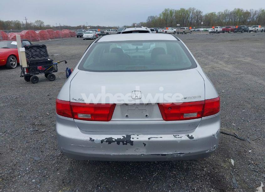 Photo 16 of 2005 Honda Accord 2.4 LX (VIN 1HGCM56445A180496)