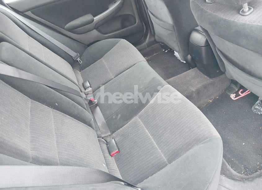 Photo 8 of 2005 Honda Accord 2.4 LX (VIN 1HGCM56445A180496)