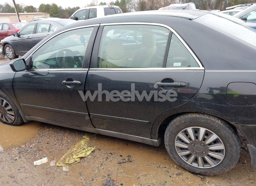 Photo 14 of 2005 Honda Accord 2.4 LX (VIN 1HGCM56445A181776)